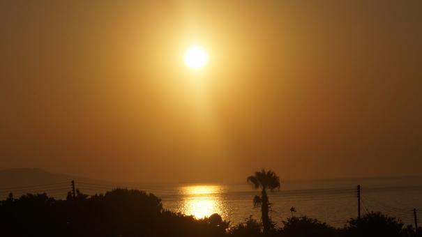 Sun and sea - Free Stock Photo