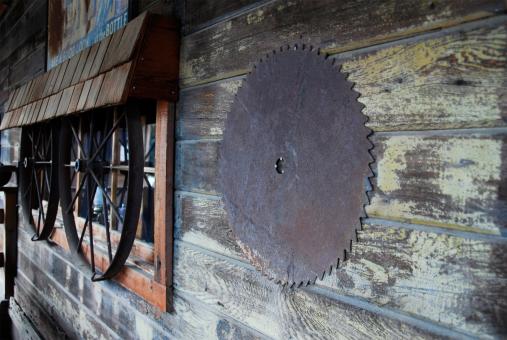 Free Stock Photo of Saw Blade & Wagon Wheel Windows