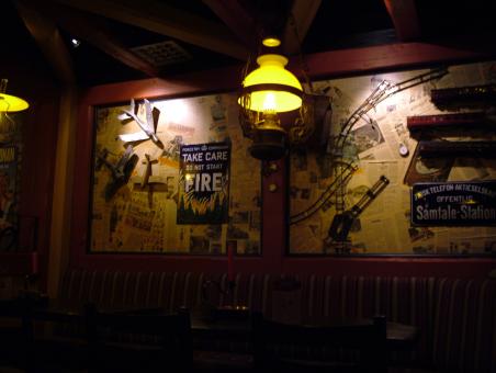 Free Stock Photo of Light in Pub