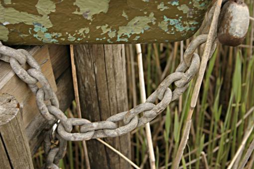 Free Stock Photo of Rusted chain
