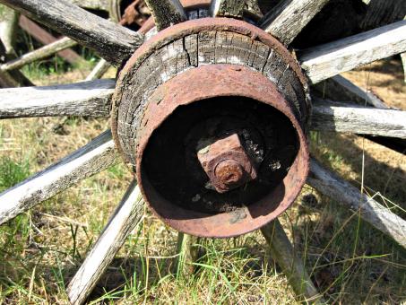 Free Stock Photo of Rusted hub
