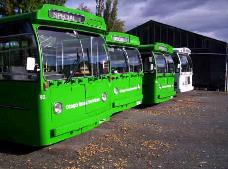 Free Stock Photo of New Zealand is about green buses