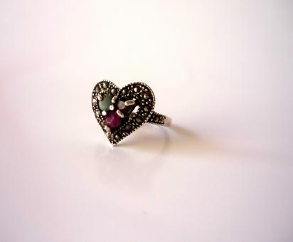 Free Stock Photo of Heart Ring