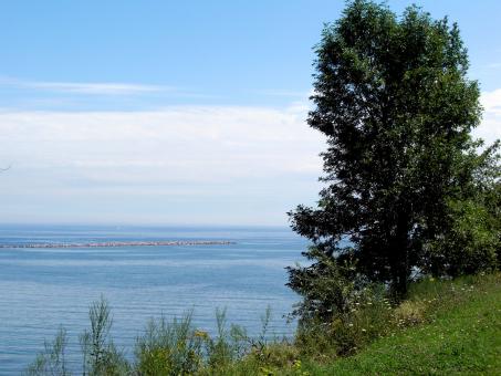 Free Stock Photo of Milwaukee Bluffs