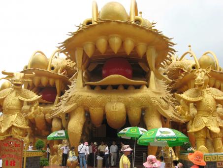 Free Stock Photo of Dai Nam Van Hien Paradise 3