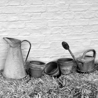 Free Stock Photo of Pots & jugs 