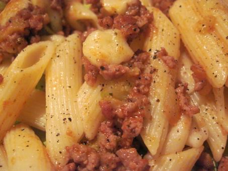 Free Stock Photo of Home baked pasta with chopped meat