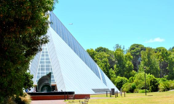 Free Stock Photo of Glassy Building