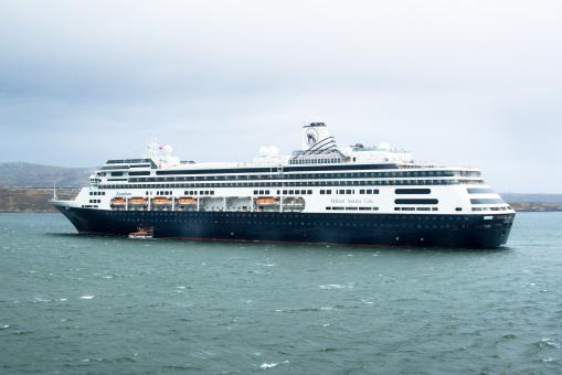 Free Stock Photo of Cruise ship on sea