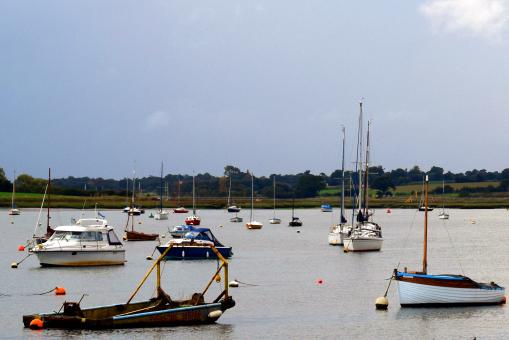 Free Stock Photo of Yachts and boats on the River Deben