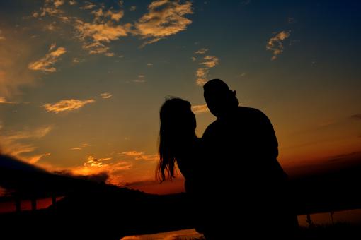 Free Stock Photo of Couple in Romantic Setting