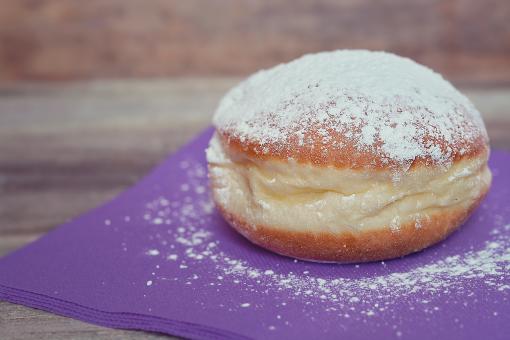 Free Stock Photo of Filled Bun