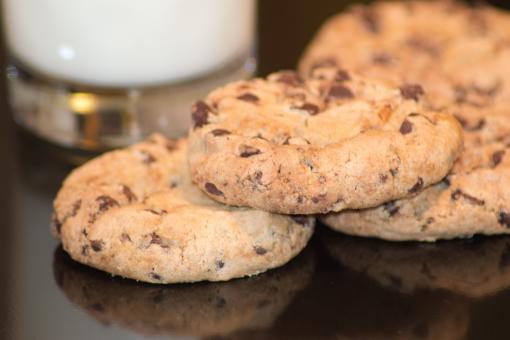 Free Stock Photo of Chocolate Chip Cookies