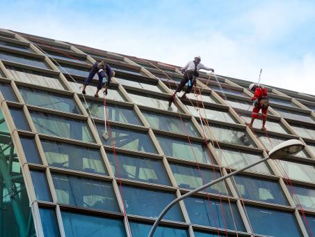 Free Stock Photo of Rappelling
