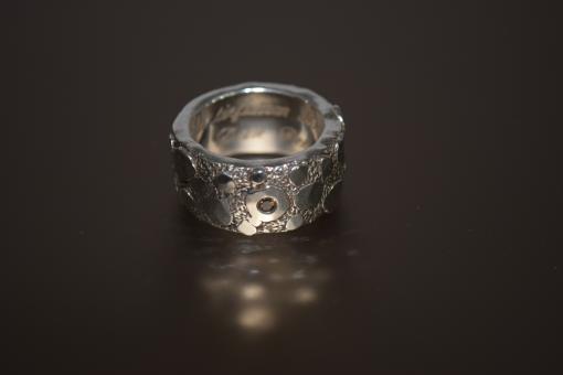 Free Stock Photo of Silver Ring