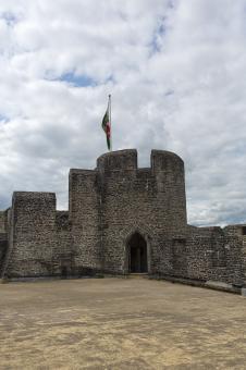 Free Stock Photo of Caerphilly Castle