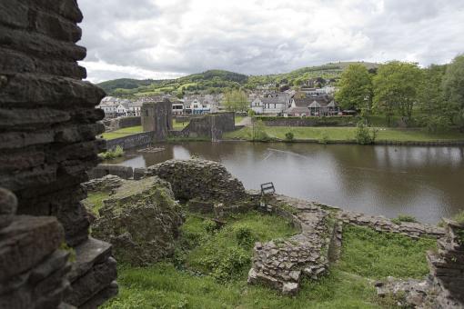 Free Stock Photo of Caerphilly Castle