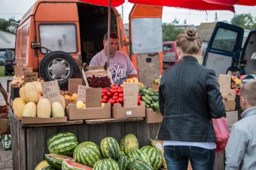Free Stock Photo of Fruit stand