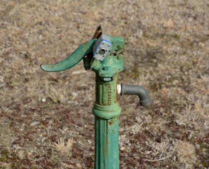 Free Stock Photo of Vintage Outdoor Faucet