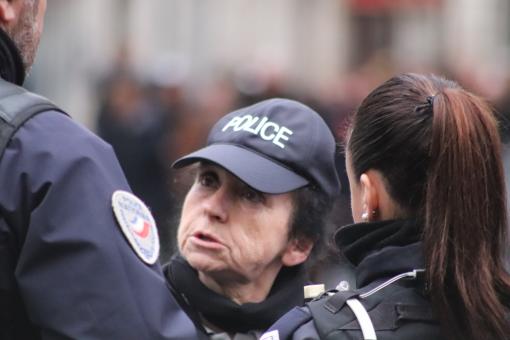 Free Stock Photo of Women cops having a serious talk !