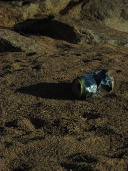 Free Stock Photo of Empty soda can on the ground