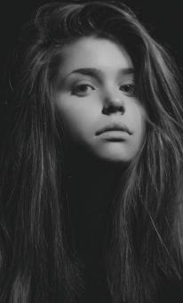 Free Stock Photo of Black and White Studio Portrait of a Girl
