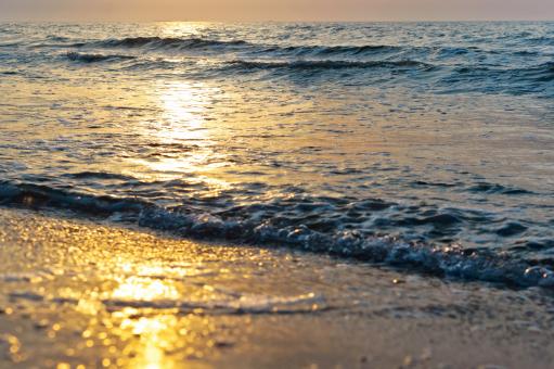 Free Stock Photo of Sunrise on the sea coast, sunset on the sea