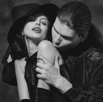 Free Stock Photo of Passionate Couple - Black and White