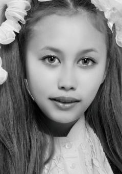 Free Stock Photo of Young Girl Model Portrait - Monochrome