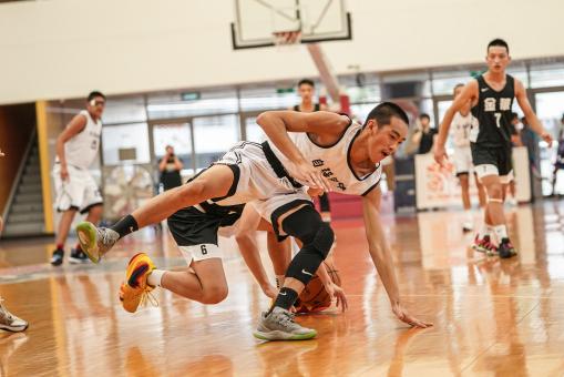 Free Stock Photo of Defense - Basketball Game