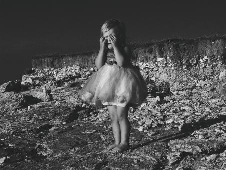 Free Stock Photo of Child Crying - Monochrome