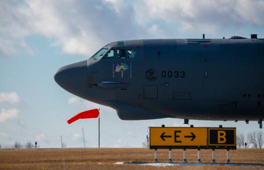 Free Stock Photo of B-52H Stratofortress Aircraft Landing