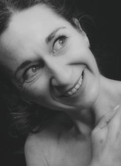 Free Stock Photo of Smiling woman