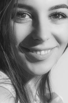 Free Stock Photo of Smiling woman