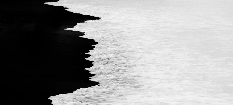 Free Stock Photo of Line of Shore