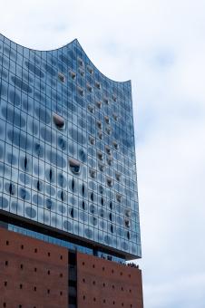 Free Stock Photo of Glass Building Photo