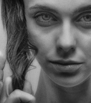 Free Stock Photo of Seductive woman