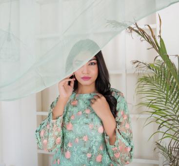 Free Stock Photo of Suits Me Online-SML6197