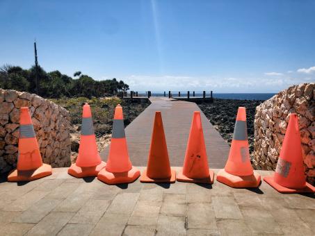 Free Stock Photo of Beach closed due to COVID-19. Warning sign