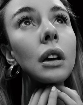 Free Stock Photo of Scared woman