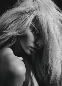Free Stock Photo of Female hairstyle