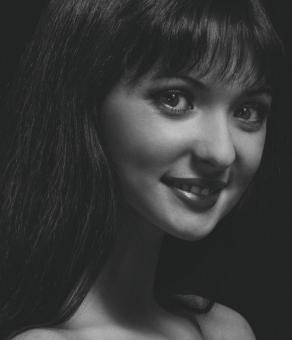 Free Stock Photo of Smiling woman