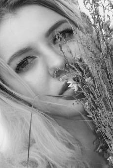 Free Stock Photo of Natural woman