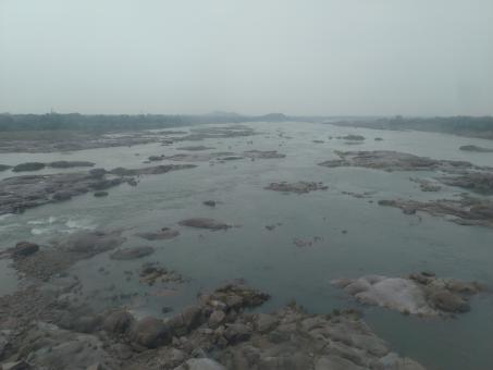 Free Stock Photo of River view from a Railway bridge