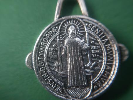 Free Stock Photo of Religious jewelry