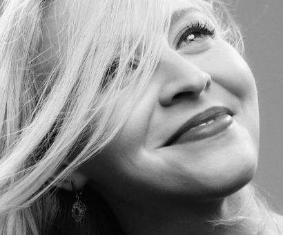 Free Stock Photo of Happy woman