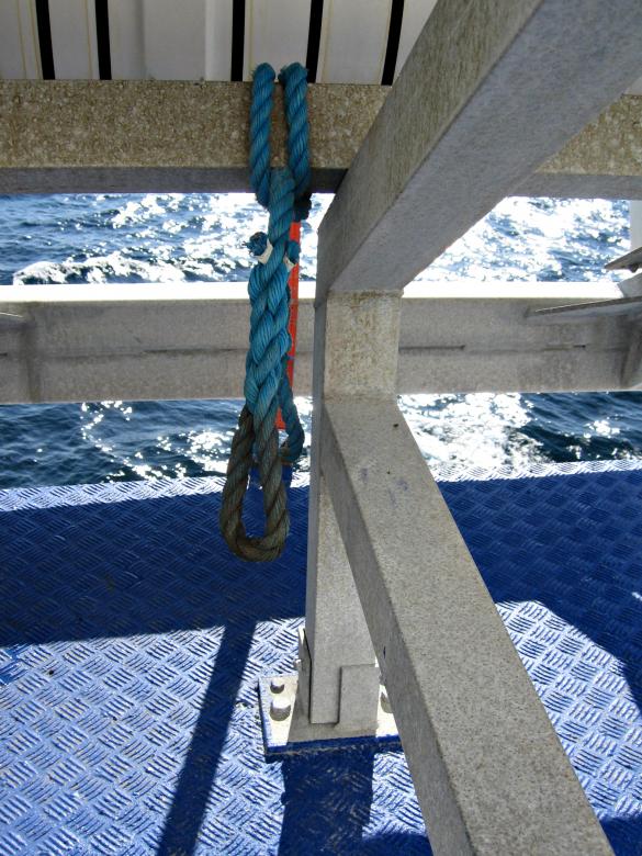 Free stock image of Metal bars and blue rope created by Bent Arvesen
