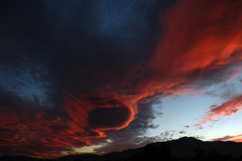 Free stock image of Sunset 3 created by jon liu