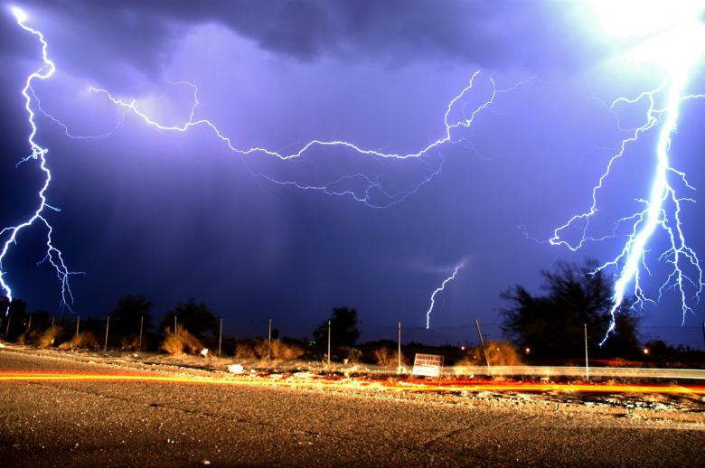 Free stock image of Lightning created by jon liu
