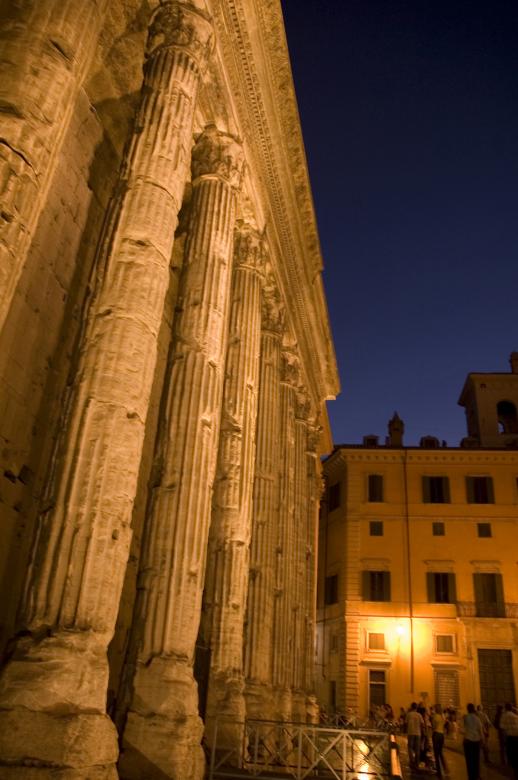 Free stock image of Hadrian's Temple, Rome created by dongyoung jung